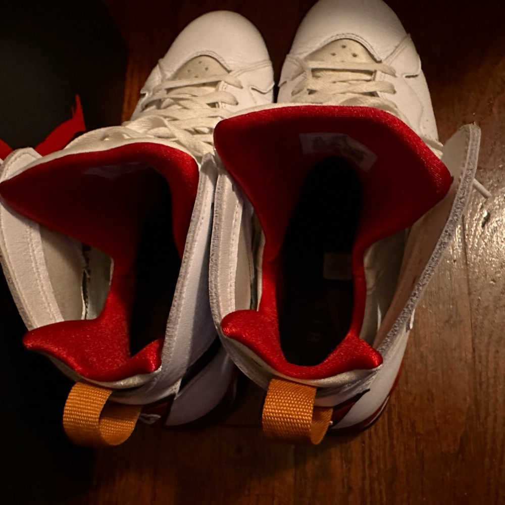 Retro 7 Cardinal - Picture 3 of 7